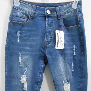 Bwq Women's Distressed Blue Jean Capris Sz-26- Beautiful Women Be Your Own Queen